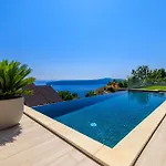 빌라 Levant For 10 People Near Opatija With Jacuzzi & Sea View *