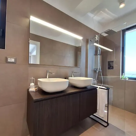 Levant For 10 People Near Opatija With Jacuzzi & Sea View *